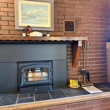 Thomsonite Inn On Lake Superior Grand Marais Room photo