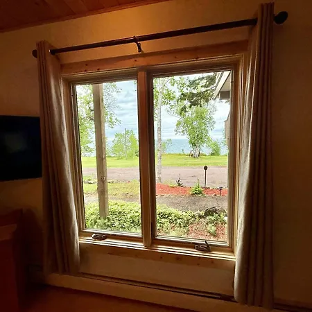 Thomsonite Inn On Lake Superior Grand Marais Room photo